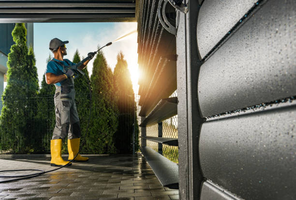 Best Deck Pressure Washing  in Bellerose Terrace, NY
